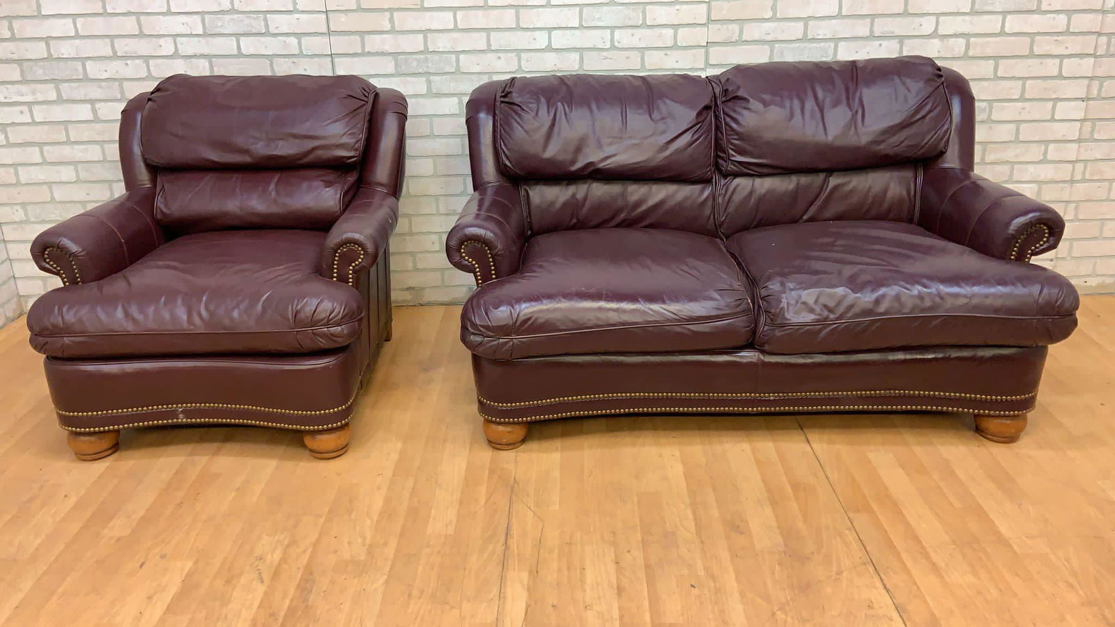 Hancock and moore loveseat deals