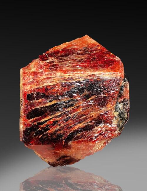 Red Zircon Crystal, Zircon Stone, Red Zirconia, Zircon Gemstone, Raw Gemstone, Mineral Specimen, 326: Materials: Zircon crystal, Mineral specimen Red Zircon Crystal, Zircon Stone, Red Zirconia, Zircon Gemstone, Raw Gemstone, Mineral Specimen, 326 Gram Weight : 326 g Size : 60*50*46 mm Treatment : Natu