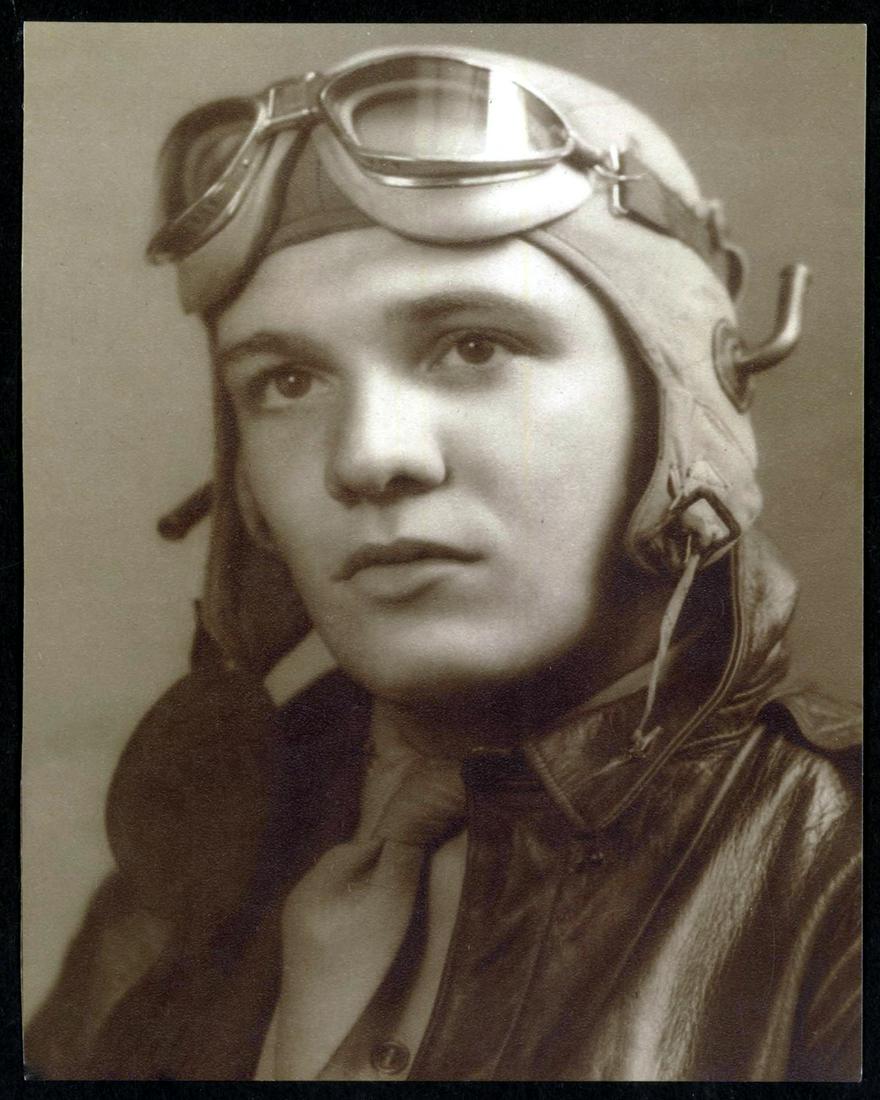 WWII, ROBERT GRACE 411th SQUADRON, 373RD FIGHTER GROUP: TITLE: "WWII, ROBERT GRACE 411th SQUADRON, 373RD FIGHTER GROUP" ARTIST/SOURCE: ARMY AIR CORPS MEDIUM: CONTEMPORARY DYE BASED PHOTOLITHOGRAPH DATE/PERIOD: 1939-1945 DIMENSIONS [INCHES]: 8X10 or 10X8 AC