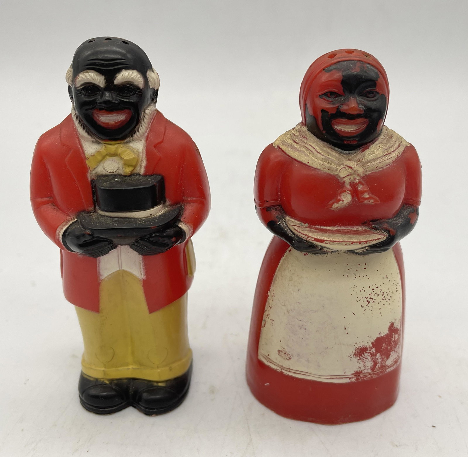 VINTAGE AMERICANA JEMIMA MOSES SALT PEPPER SHAKERS F&F MOLD: Title: VINTAGE AMERICANA JEMIMA MOSES SALT PEPPER SHAKERS F&F MOLD Date/Period: Dimension: APPROX 3.5" TALL Material: PLASTIC Additional Information: VINTAGE AMERICANA JEMIMA MOSES SALT PEPPER SHAKERS