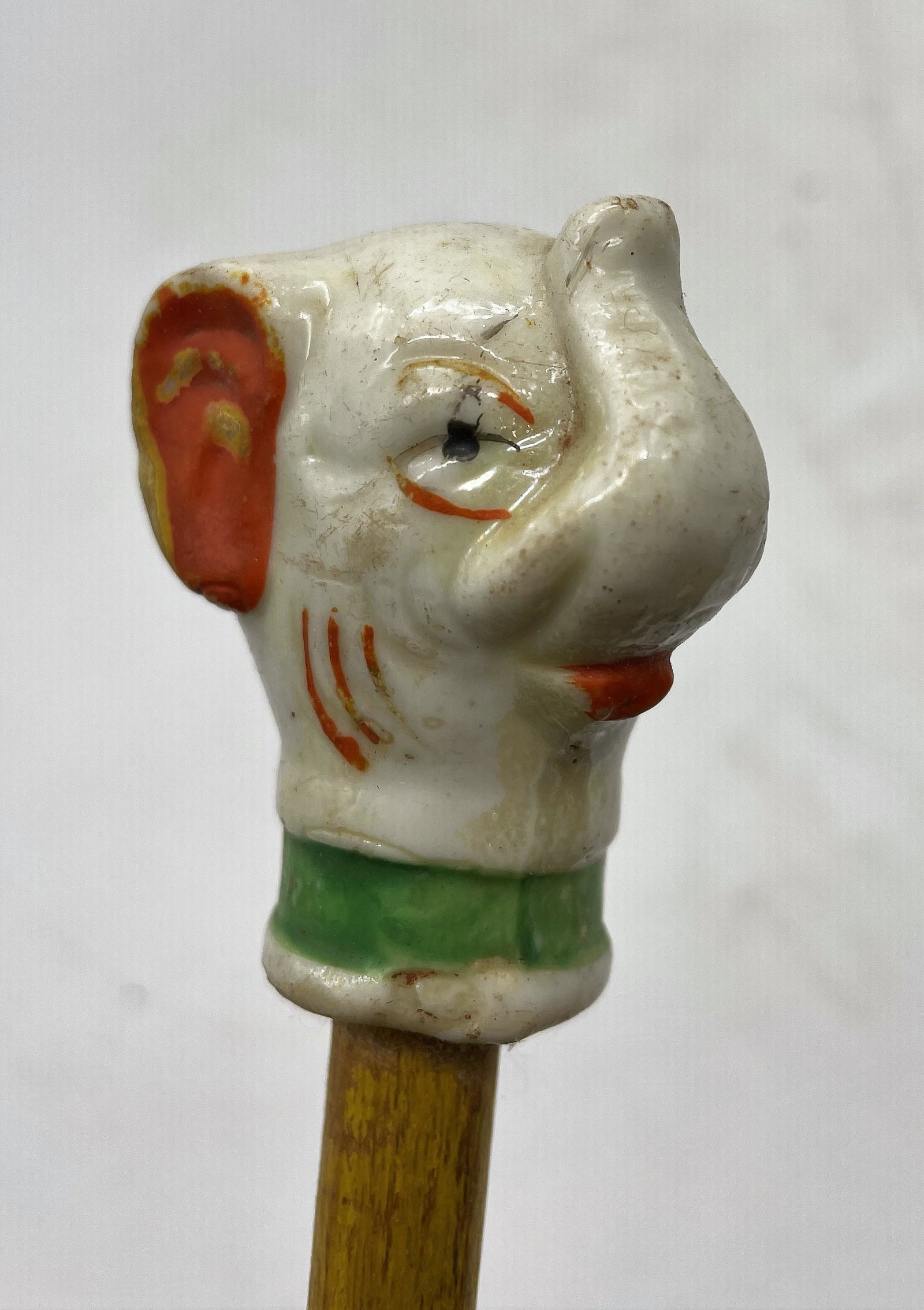 VINTAGE CARNIVAL CANE ELEPHANT Topper CANE JAPAN: Title: VINTAGE CARNIVAL CANE ELEPHANT Topper CANE JAPAN Date/Period: approx 1930-40's Dimension: approx 34.25" Material: mixed materials Additional Information: VINTAGE CARNIVAL CANE ELEPHANT Topper C