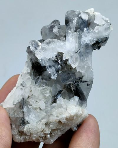 76 Gram Fabulous Perfect Natural Brookite inclusion with Quartz Specimen: Title: 76 Gram Fabulous Perfect Natural Brookite inclusion with Quartz Specimen Treatment: Natural Weight: 76 Gram Dimensions: 79x42x30 mm Origin: Pakistan Reserve: $20.00 Shipping: Domestic: Flat-rat