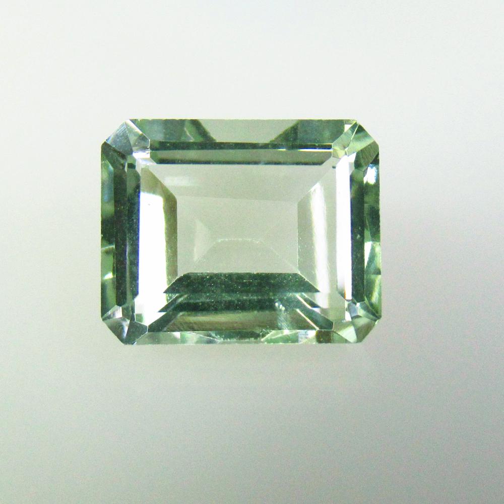 3.44 Ctw Natural Green Amethyst Octagon Cut (1 of 2)