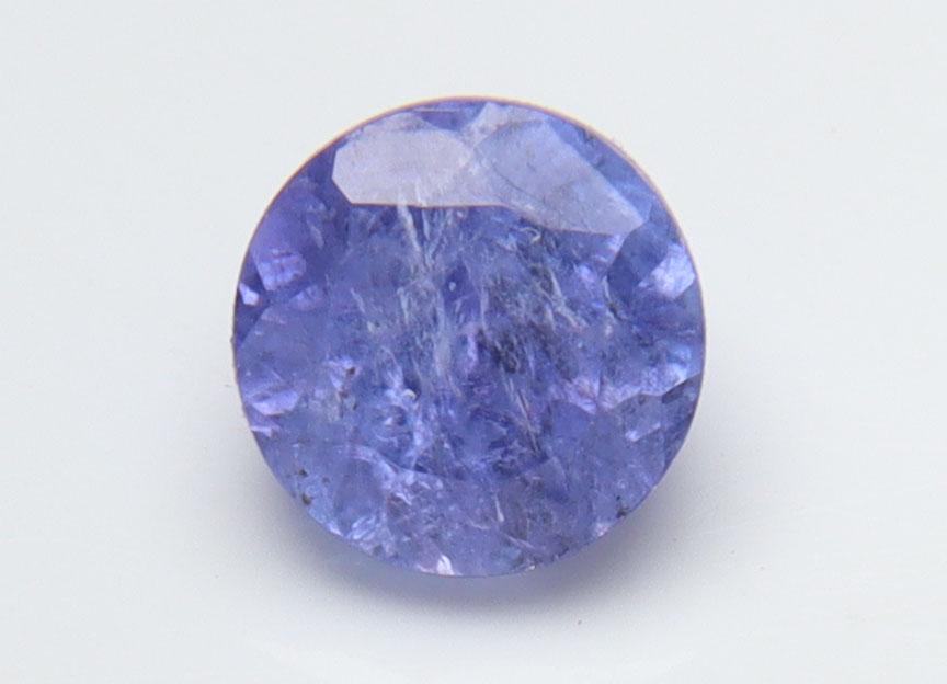 AA Blue 1.27 Cts Natural Tanzanite: No Reserve! Title: AA Blue 1.27 Cts Natural Tanzanite Additional Information: Gemstone : Natural Tanzanite Origin: Tanzania Weight : 1.27 carats Dimensions : 6x6 mm Shape/Cut: Round Cut Color : Violet