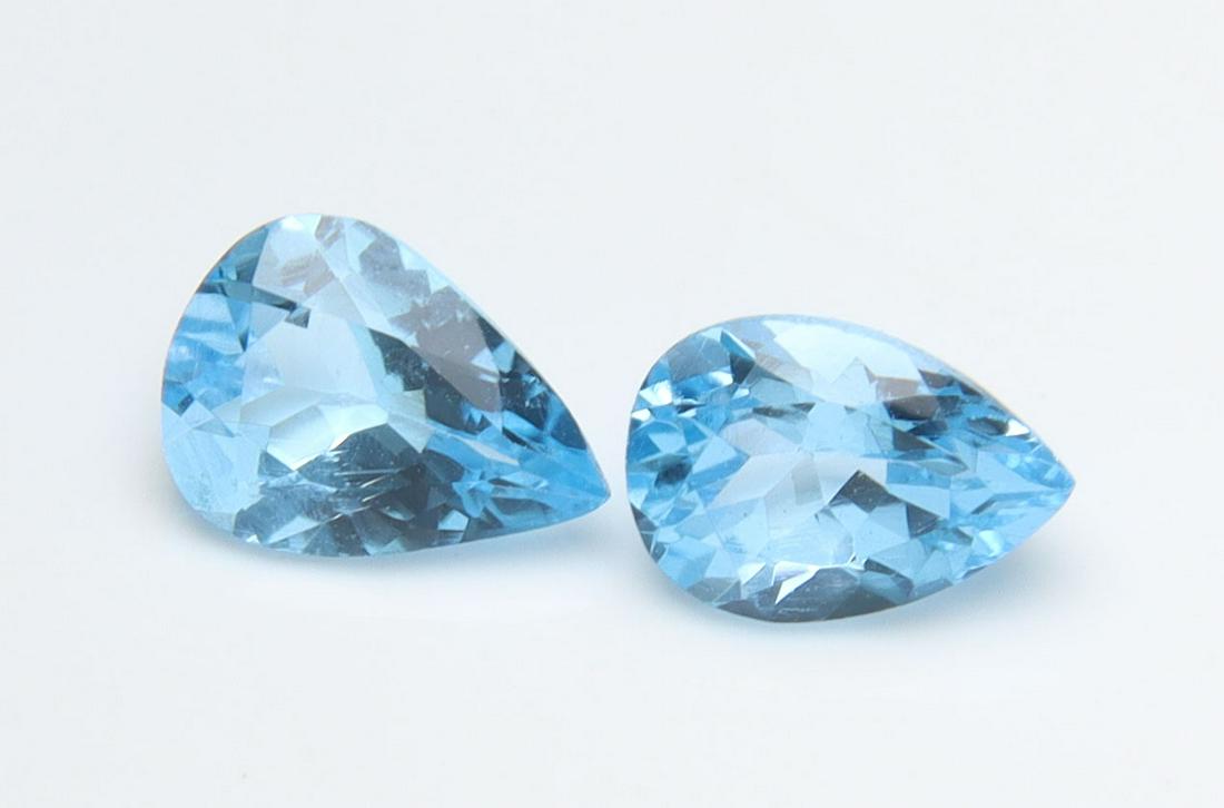 AAA Qaulity 1.07 Cts Natural Blue Topaz Set (1 of 5)
