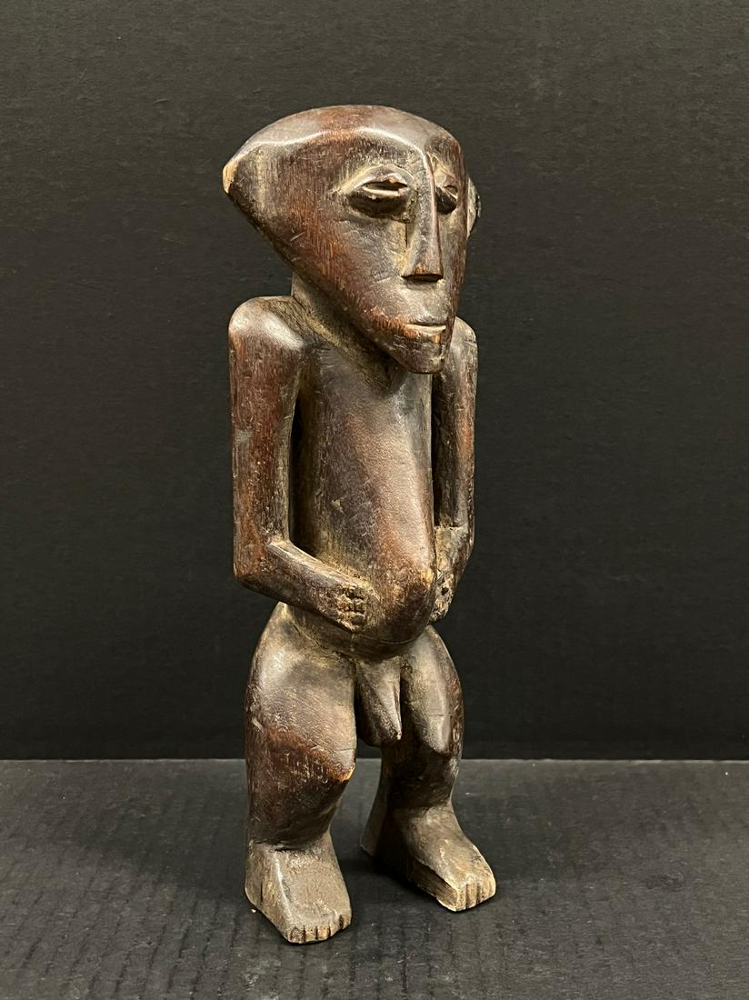 Bulu Monkey Statue (1 of 3)