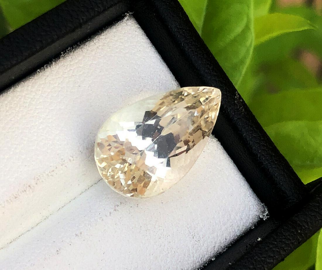 Kunzite, 14.75 cts Natural Peach Kunzite Gemstone From Afghanistan: Kunzite, 14.75 cts Natural Peach Kunzite Gemstone From Afghanistan - Item NR923 Dimension 18 x 12 x 11 mm Weight 14.75 Carats No Treatment= Natural Gemstone Reserve: $36.00 Shipping: Domestic: Flat-ra