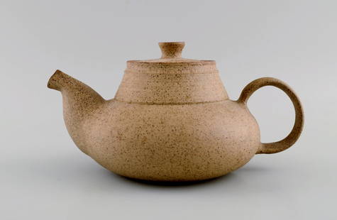 Nils K&#228;hler (1906-1979) for K&#228;hler. Large teapot in unglazed stoneware. 1960s.: Nils K&#228;hler (1906-1979) for K&#228;hler. Large teapot in unglazed stoneware. 1960s. Measures: 24 x 12 cm. Signed. In excellent condition. Reserve: $210.00 Shipping: Domestic: Shipping rates are d