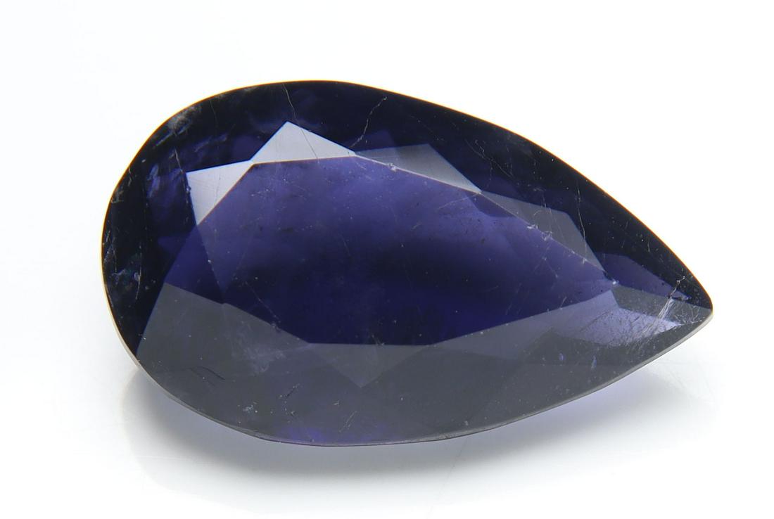Big Size 8.27 cts Intense Blue Natural Iolite: No Reserve! Title: Big Size 8.27 cts Intense Blue Natural Iolite Additional Information: Gemstone : Natural Iolite Shape and cut : Pear Cut Weight : 8.27 carats Measurements : 19.14x11.37x6.98 mm, Col