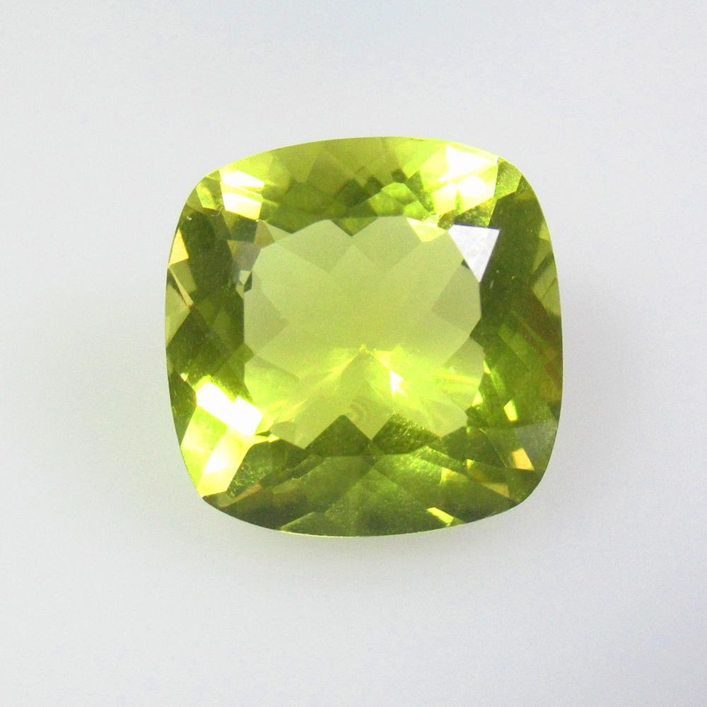 10.30 Ctw Natural Lemon Quartz Cushion Cut: No Reserve! Title: 10.30 Ctw Natural Lemon Quartz Cushion Cut Stone Clarity: VVS Gemstones: Natural Lemon Quartz Carat Weights: 10.3 Size/Dimensions: 14.1 x 14.1 x 8.8 mm Additional Information: Good 