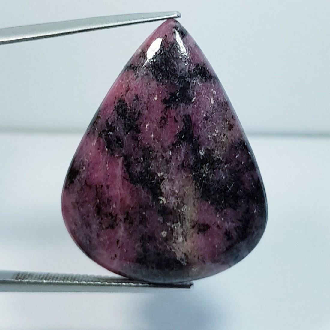 38.50 ctz Natural Rhodonite: No Reserve! Title: 38.50 ctz Natural Rhodonite Color/Clarity: Pink / Opaque Gemstones: Jasper Carat Weights: 38.5 Size/Dimensions: 31.35 x 24.90 x 5.50 Additional Information: Pear / Peru Shipping: