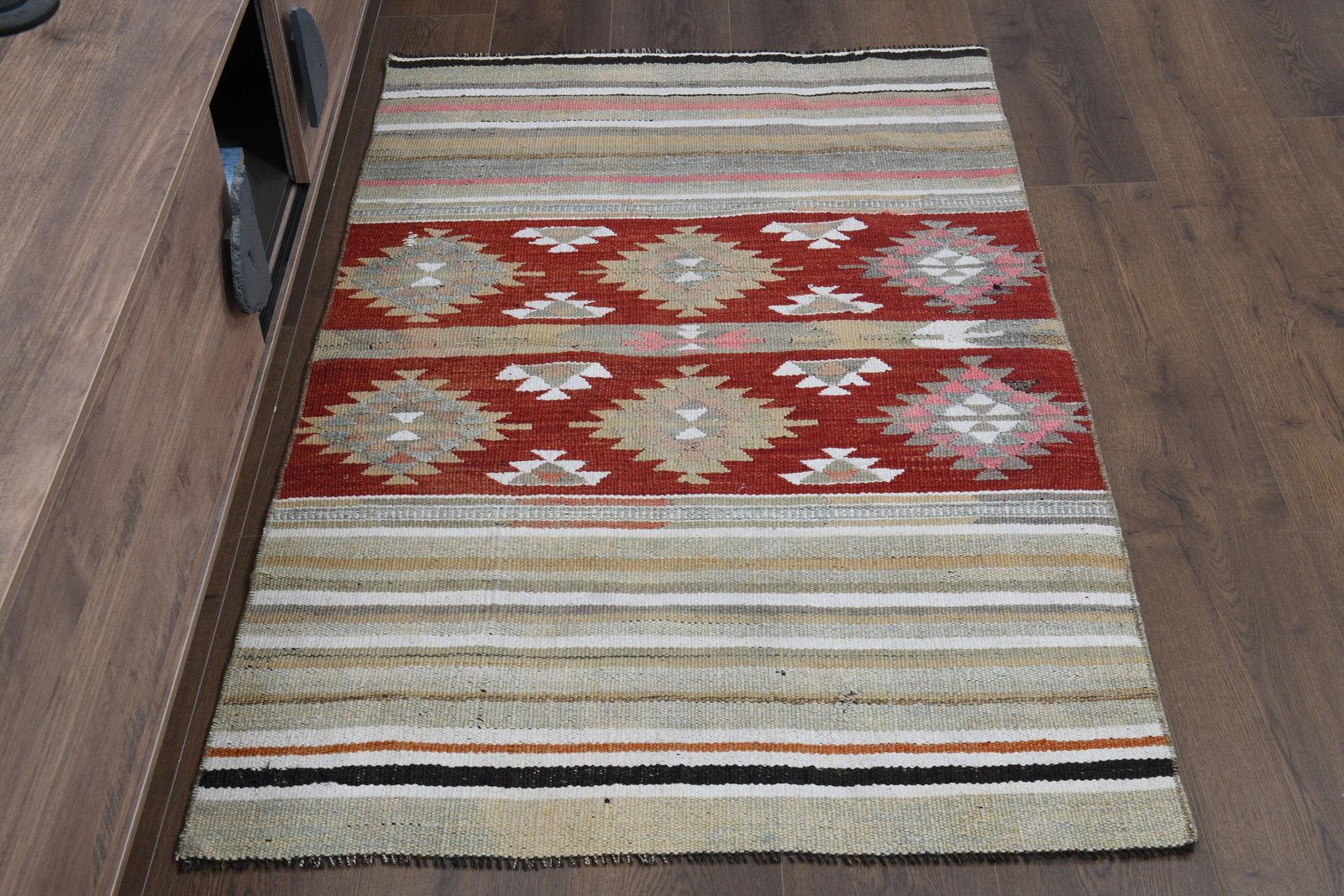 3'1x4'8 Ft Character Kilim Decor Bathroom Decor Rug (1 of 10)