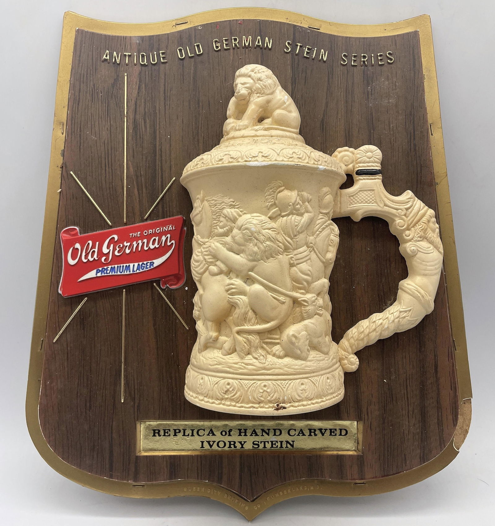 VINTAGE 1965 OLD GERMAN LAGER BEER SIGN STEIN (1 of 8)