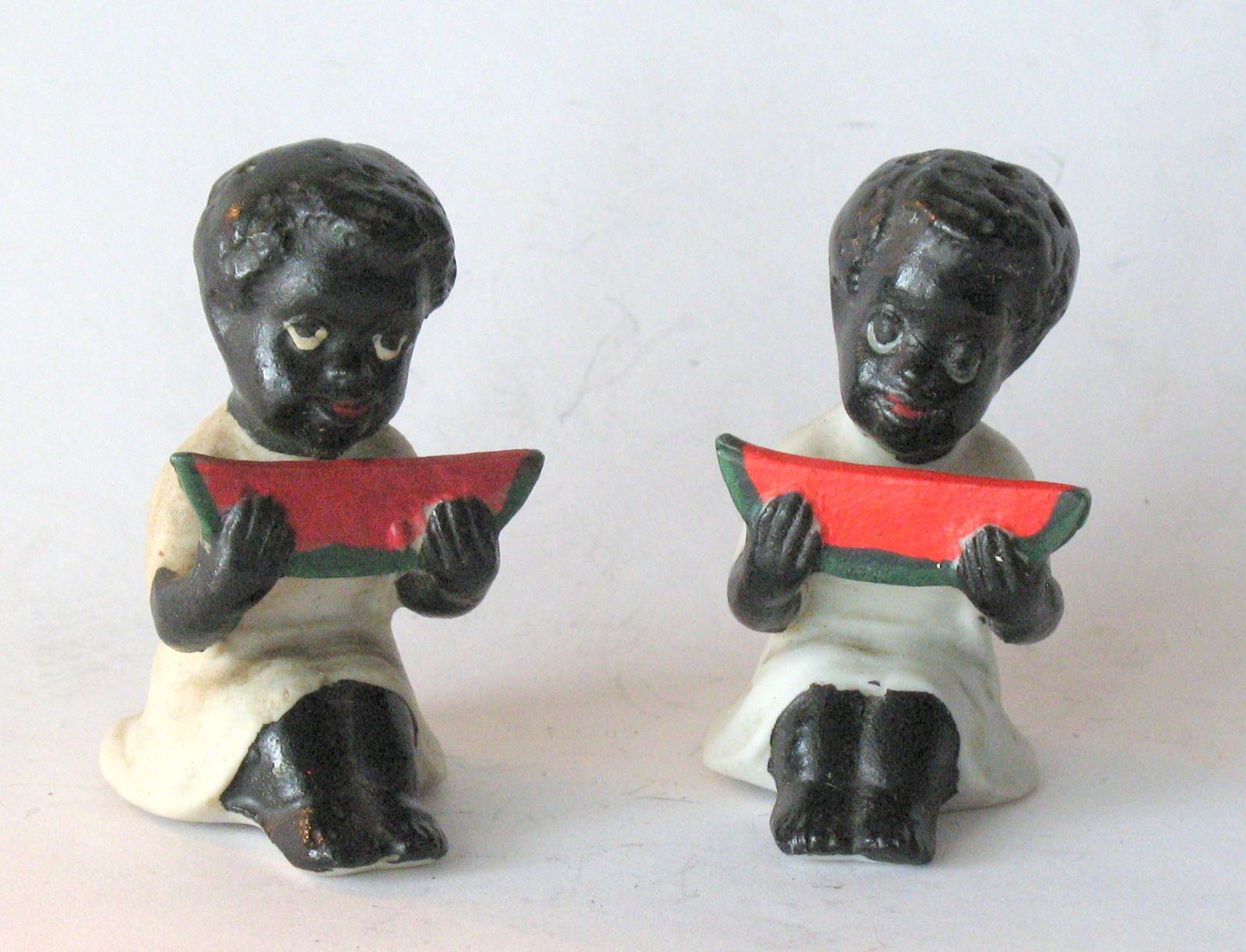 Nice vintage black children with watermelon S & P. (1 of 5)
