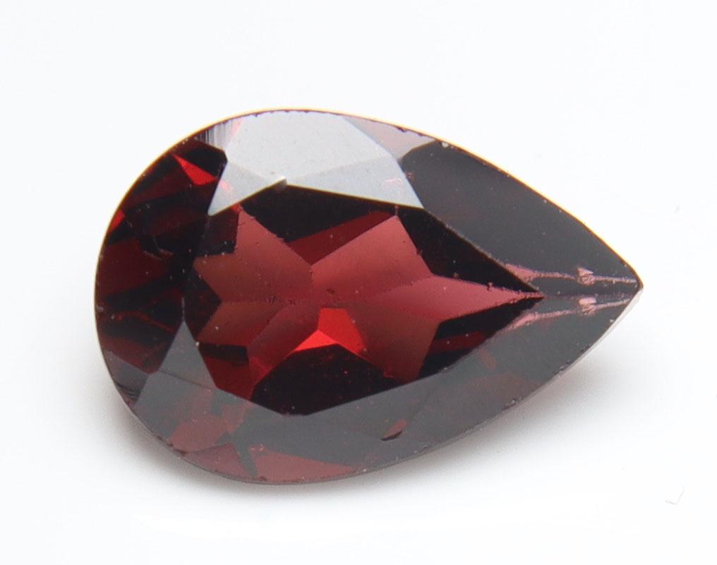 2.12 Cts Natural Almandine Garnet (1 of 4)