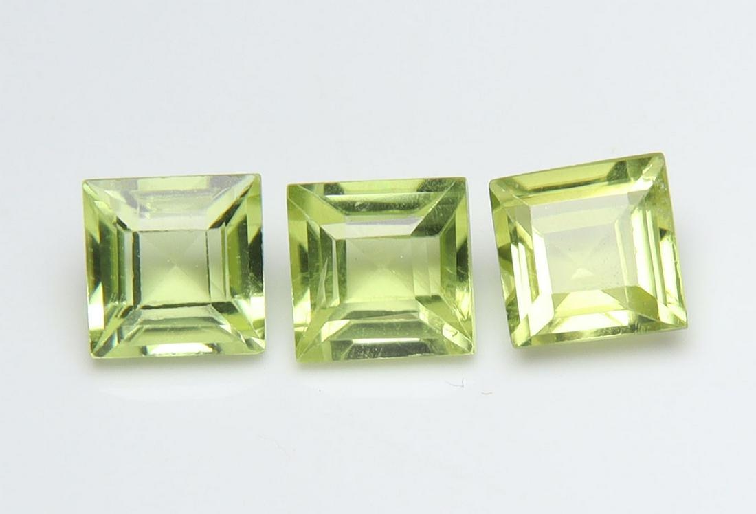 1.15 cts Natural Peridot Set (1 of 4)