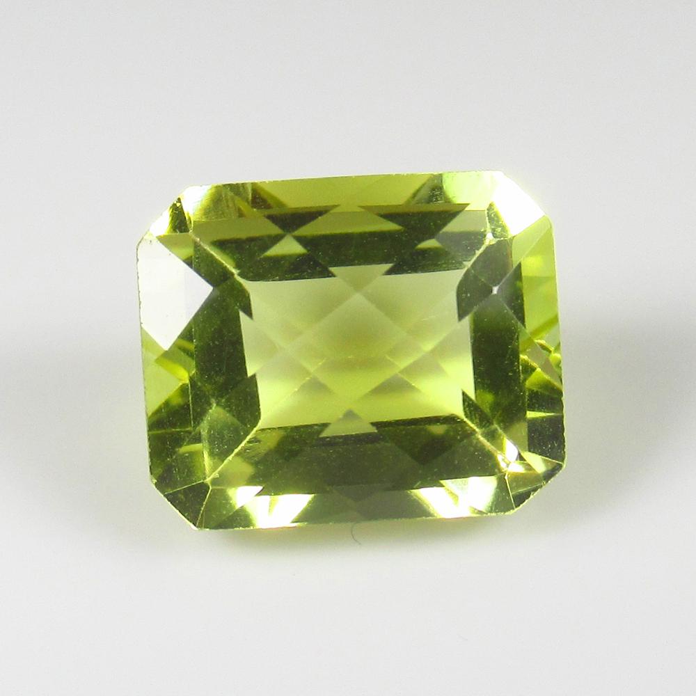 Natural Lemon Quartz - 6.17 Ct: No Reserve! Title: Natural Lemon Quartz - 6.17 Ct Origin: Africa Weight: 6.17 Size/Dimensions: 12.0 x 10.0 x 7.3 mm Additional Information: Pieces : 1 No's / Shape : Octagon Checkerboard Cut / Color :