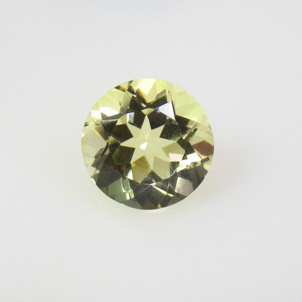 4.50 Ctw Natural Yellow Citrine Round Cut: No Reserve! Title: 4.50 Ctw Natural Yellow Citrine Round Cut Stone Clarity: VVS Gemstones: Natural Citirine Carat Weights: 4.5 Size/Dimensions: 11.00 x 11.00 x 7.50 mm Additional Information: Excellen