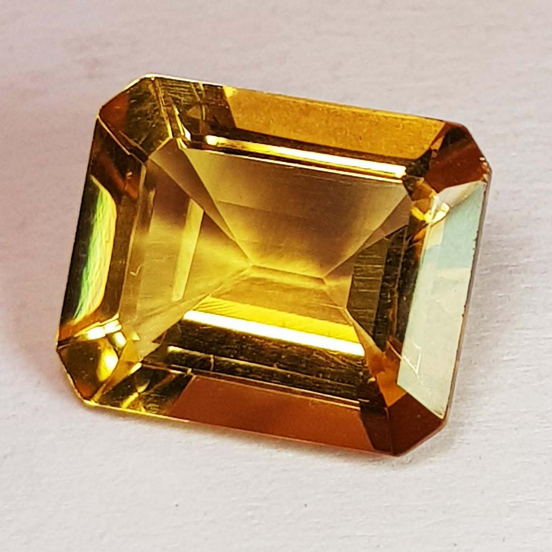 5.04 ctz Fine Collcetuion Golden Color Natural Citrine: No Reserve! Title: 5.04 ctz Fine Collcetuion Golden Color Natural Citrine Color/Clarity: Golden / IF Gemstones: Citrine Carat Weights: 5.04 Size/Dimensions: 12.10 x 10.10 x 5.90 Additional Information