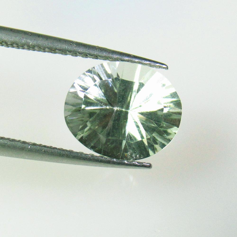 2.11 Ctw Natural Green Amethyst Oval Cut (1 of 2)