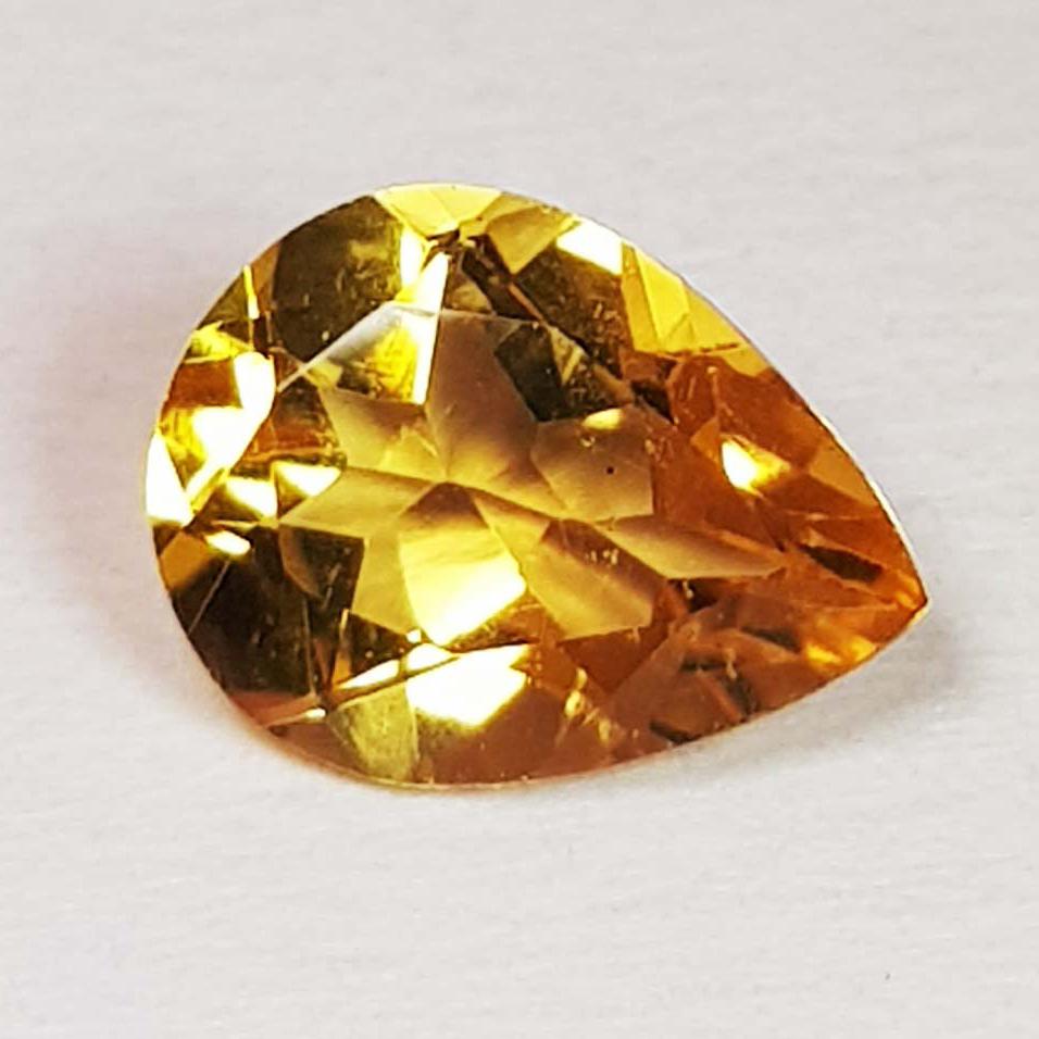 1.42 ctz Fine Collcetuion Golden Color Natural Citrine: No Reserve! Title: 1.42 ctz Fine Collcetuion Golden Color Natural Citrine Color/Clarity: Golden / IF Gemstones: Citrine Carat Weights: 1.42 Size/Dimensions: 9.20 x 7.00 x 4.30 Additional Information: 