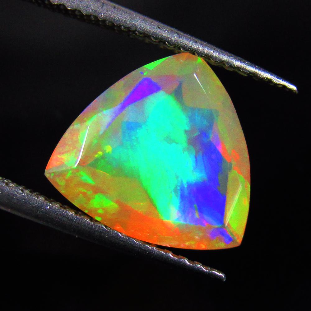 Natural Multicolor Opal - 2.34 Ct (1 of 3)