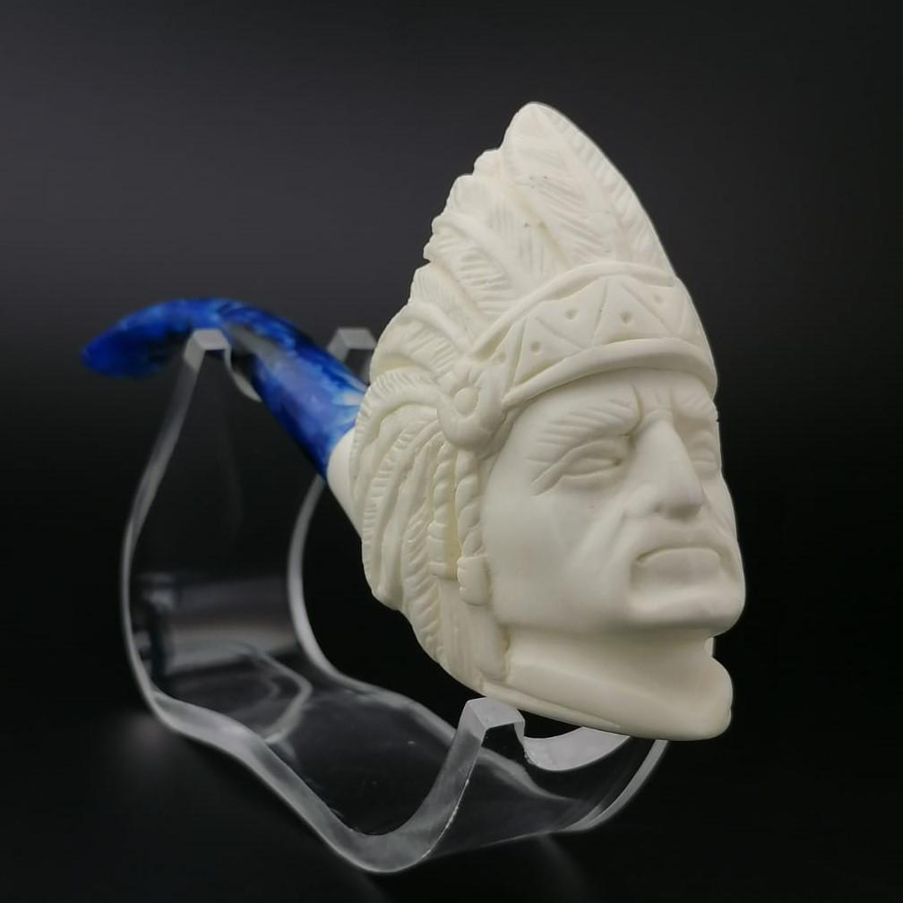 Native American Indian Chief Meerschaum Pipe: Title: Native American Indian Chief Meerschaum Pipe Materials: Meerschaum Dimension: 6.1 inch (15.5cm) Additional Information: Native American Indian Chief,Hand carved Meerschaum Pipe. Made in Turkey,