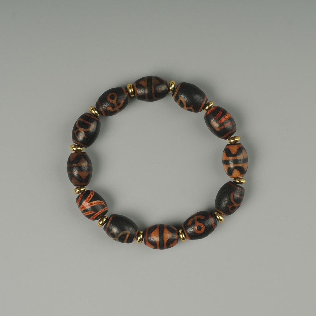 Tibetan agate dzi bead bracelet (1 of 7)
