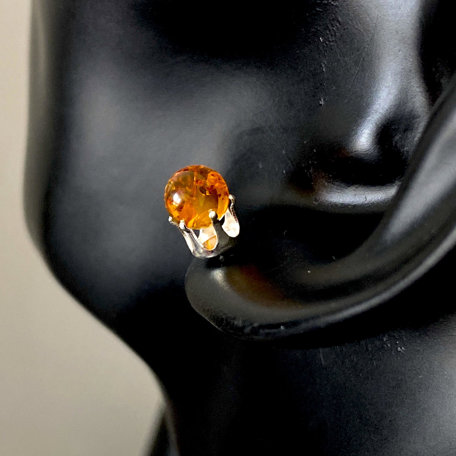 Fascinating Amber Earrings (1 of 5)