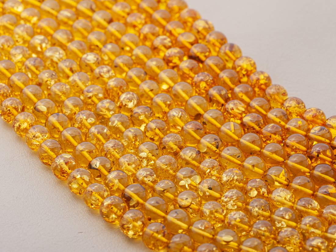 Natural Baltic Amber Beads, 9mm Round Beads, Lemon Color with Flakes inside (1 of 5)