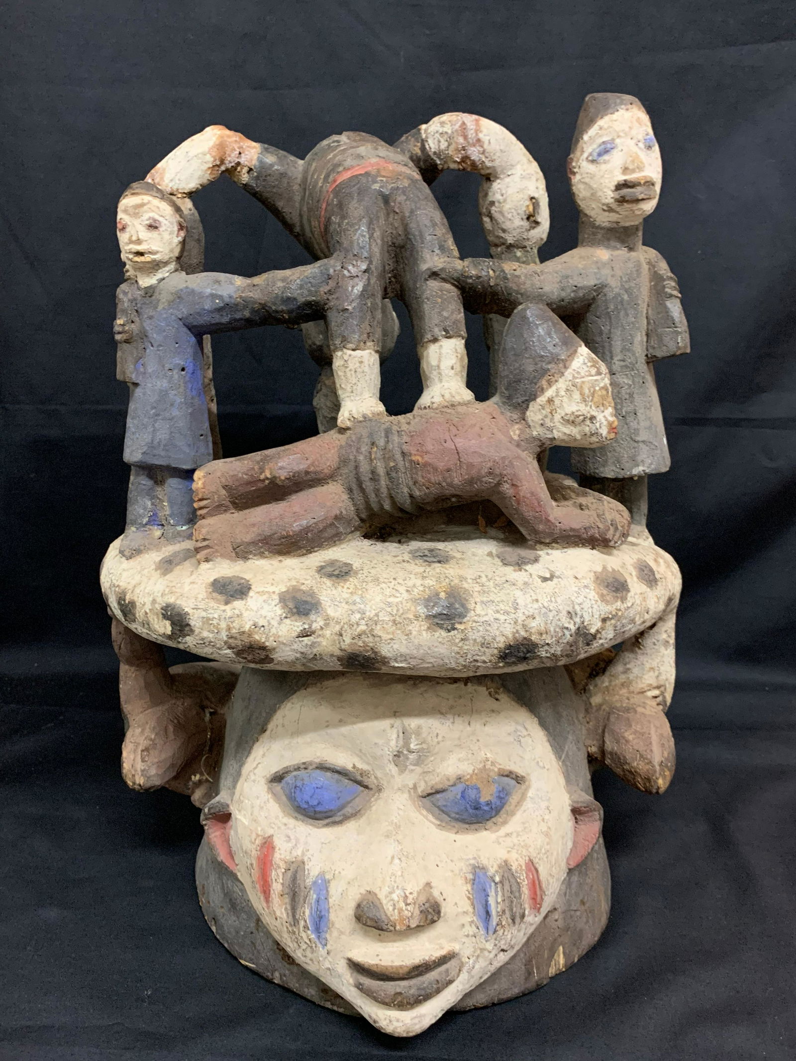 Yuroba Helmet Mask (1 of 9)