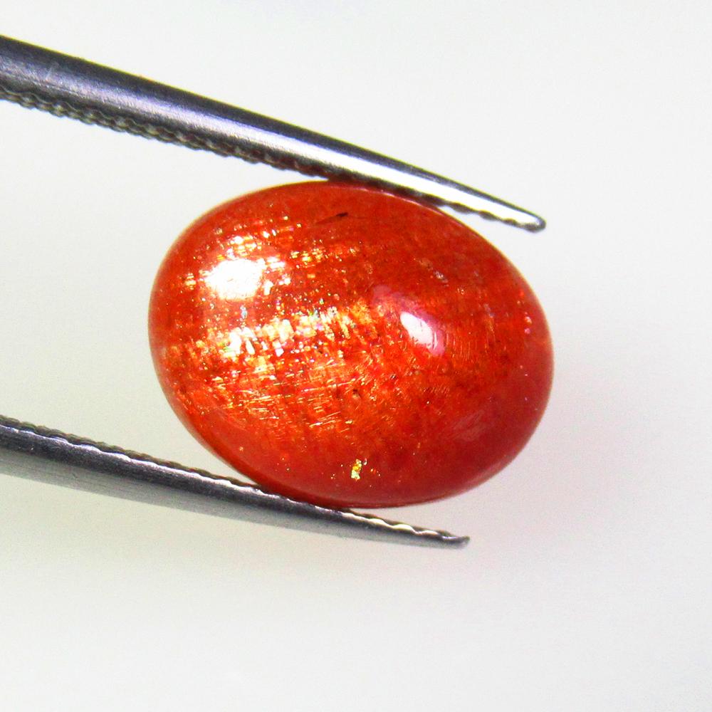 3.50 Ct Natural Sunstone Catseye Oval Cab: No Reserve! Title: 3.50 Ct Natural Sunstone Catseye Oval Cab Stone Clarity: Opaque Gemstones: Natural Sunstone Catseye Carat Weights: 3.5 Size/Dimensions: 12.00 x 9.30 x 4.50 mm Additional Information