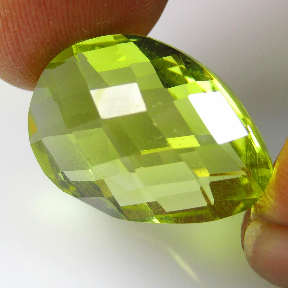 14.72 Ctw Natural Lemon Quartz Pear Checkerboard Cut: No Reserve! Title: 14.72 Ctw Natural Lemon Quartz Pear Checkerboard Cut Stone Clarity: VVS Gemstones: Natural Lemon Quartz Carat Weights: 14.72 Size/Dimensions: 16.40 x 14.40 x 9.20 mm Additional Info