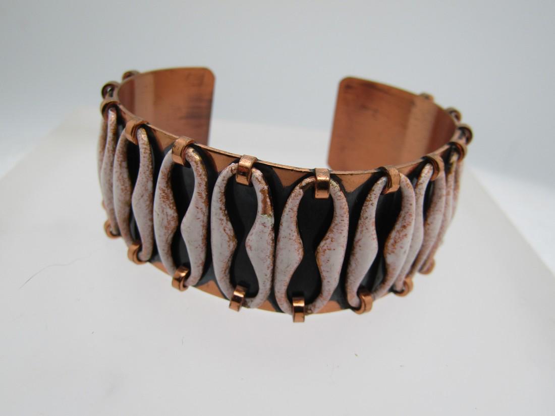 Vintage Copper Enameled Cuff Bracelet, Matisse Renoir, Unisex, 6.5, 1950's-1960's: Vintage Copper Enameled Cuff Bracelet, Matisse Tribal, Unisex, 6.5, 1950's-1960's. The bracelet is appx. 7/8" wide and has enameled white speckled tribal like accents around the bracelet. The specklin