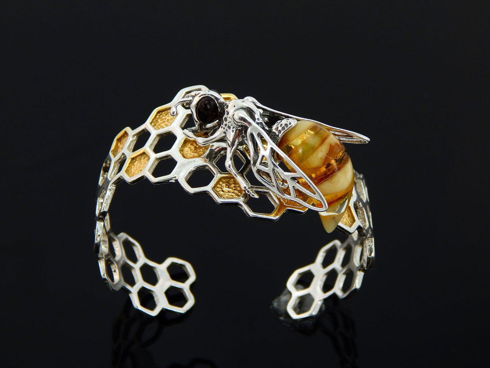 Natural Baltic Amber Bee Cuff Bracelet in 925 Sterling Silver (1 of 8)