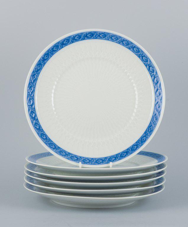 Royal Copenhagen Blue Fan, six dinner plates.: Royal Copenhagen Blue Fan, six dinner plates. 1969-74. Designed by Arnold Krog in 1909. Model number 1212/11519. Marked. In perfect condition. First factory quality. Dimensions: 25.5 cm. Reserve: $336