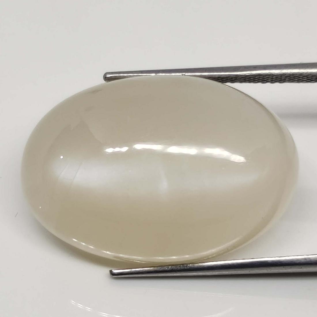 29 Ct Natural Grey Moonstone (1 of 2)