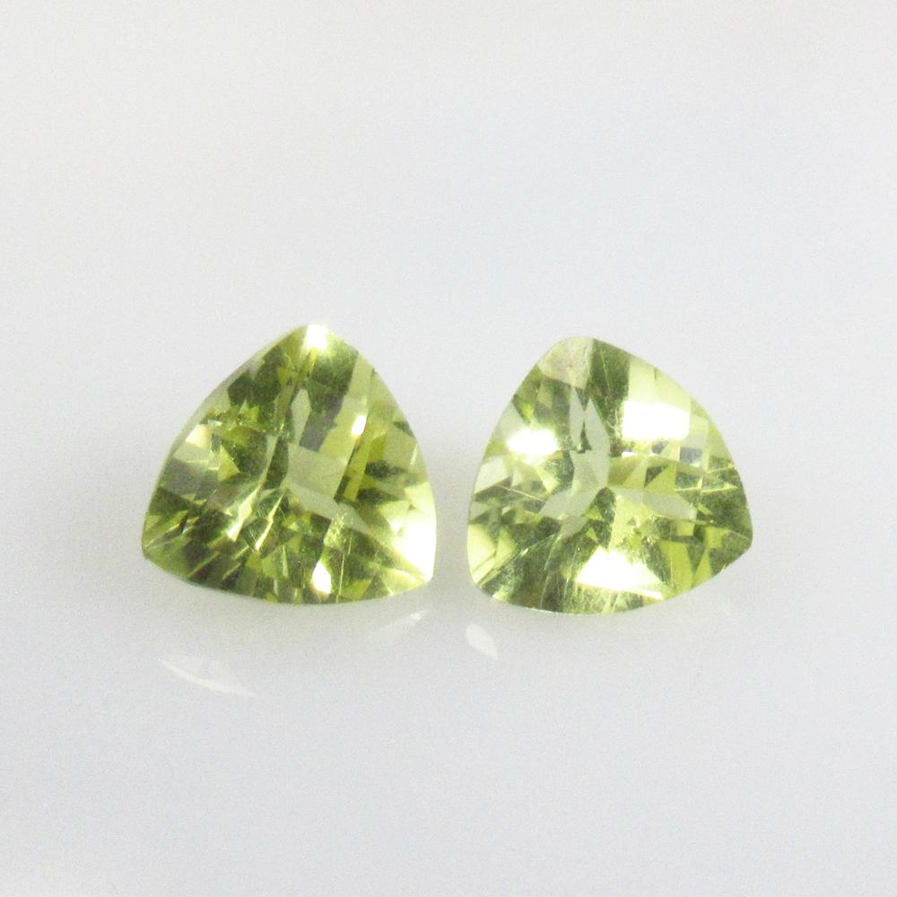 3.47 Ctw Natural Lemon Quartz Trillion Pair: No Reserve! Title: 3.47 Ctw Natural Lemon Quartz Trillion Pair Stone Clarity: VVS Gemstones: Natural Lemon Quartz Carat Weights: 3.47 Size/Dimensions: 8.10 x 7.90 x 5.40 mm / 2 Pc's Additional Informa