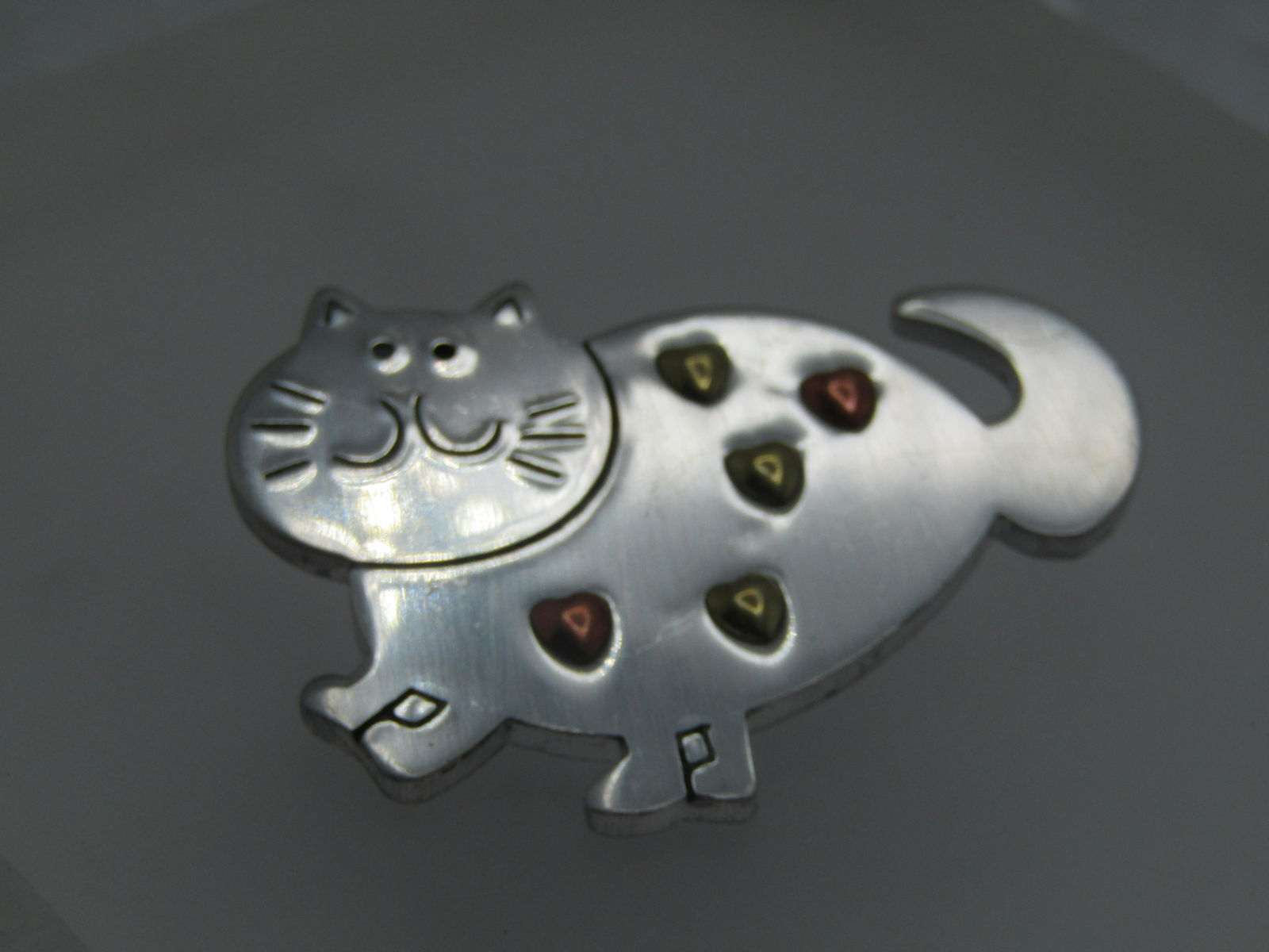 Vintage Silver Tone Cat Brooch, with Hearts, 1980's-1990's (1 of 5)