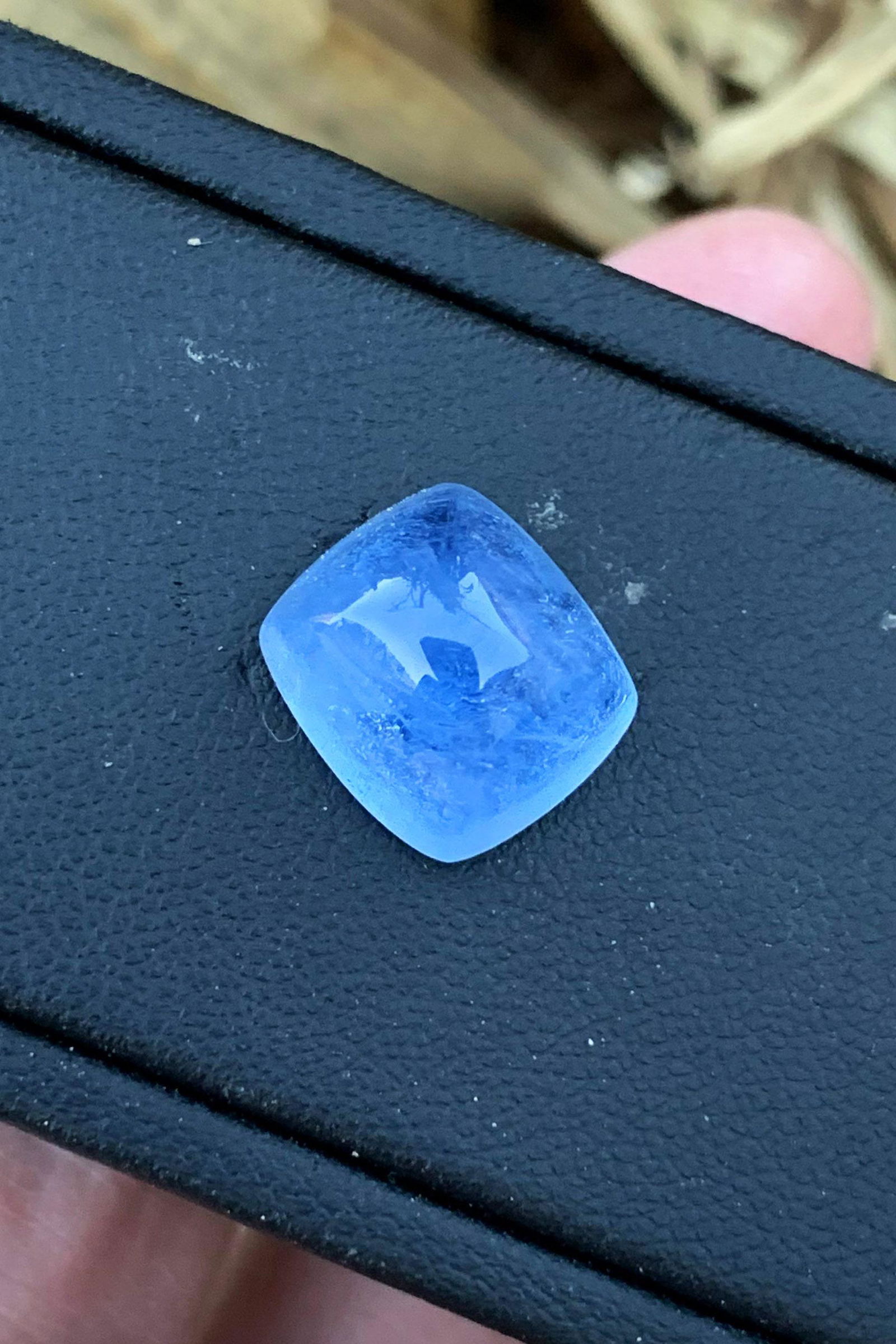 Santa Maria Blue Aquamarine Cabochon, Natural Aquamarine Blue Cabochon, Aquamarine Sugar Loaf, Deep: Materials: Gemstone; Gem type: Aquamarine Length: 13 millimeters Description Santa Maria Blue Aquamarine Cabochon, Natural Aquamarine Blue Cabochon, Aquamarine Sugar Loaf, Deep Blue Aquamarine Ring St