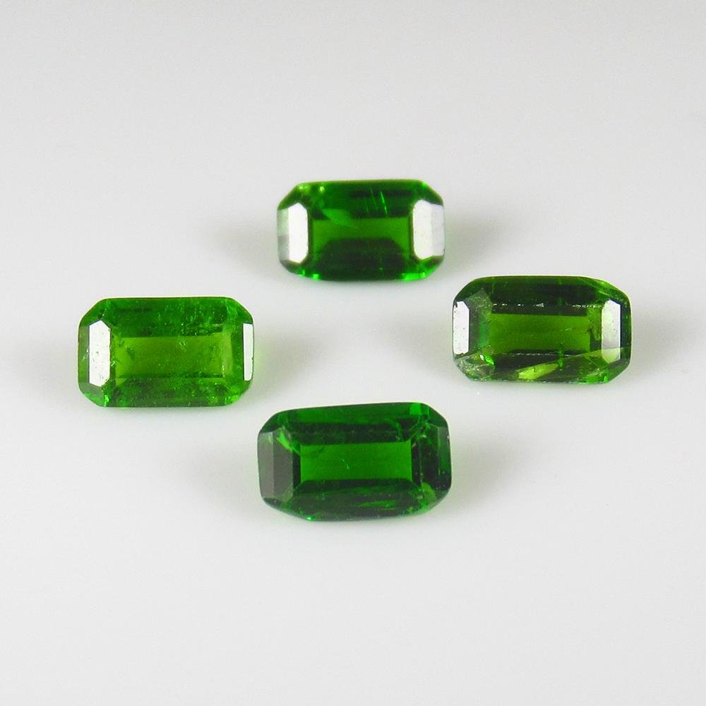 Natural Chrome Diopside Set - 1.09 Ct (1 of 2)