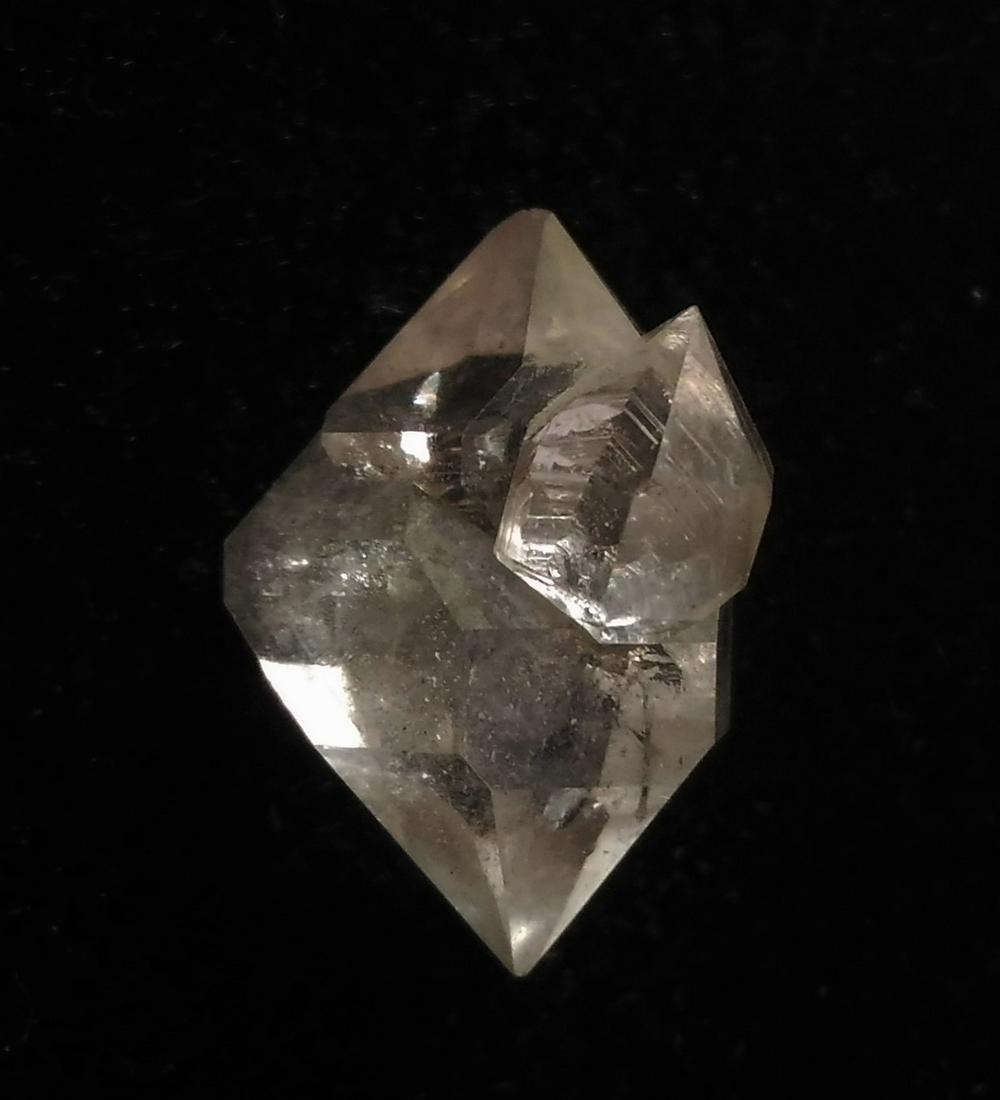BITERMINATED QUARTZ CRYSTAL (1 of 7)