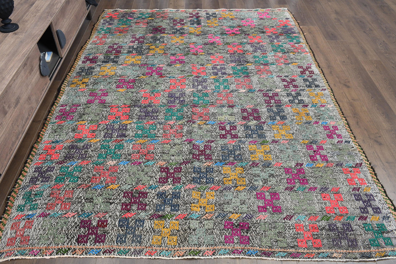 6'9x9'1 Ft Colorful Turkish Decor Authentic Rug: Title: 6'9x9'1 Ft Colorful Turkish Decor Authentic Rug Origin: Turkey Date/Period: 1960 - 1970 Dimension: Width: 6.9 feet Length: 9.1 feet Materials: Wool and Cotton Description: This Turkish one-of-a