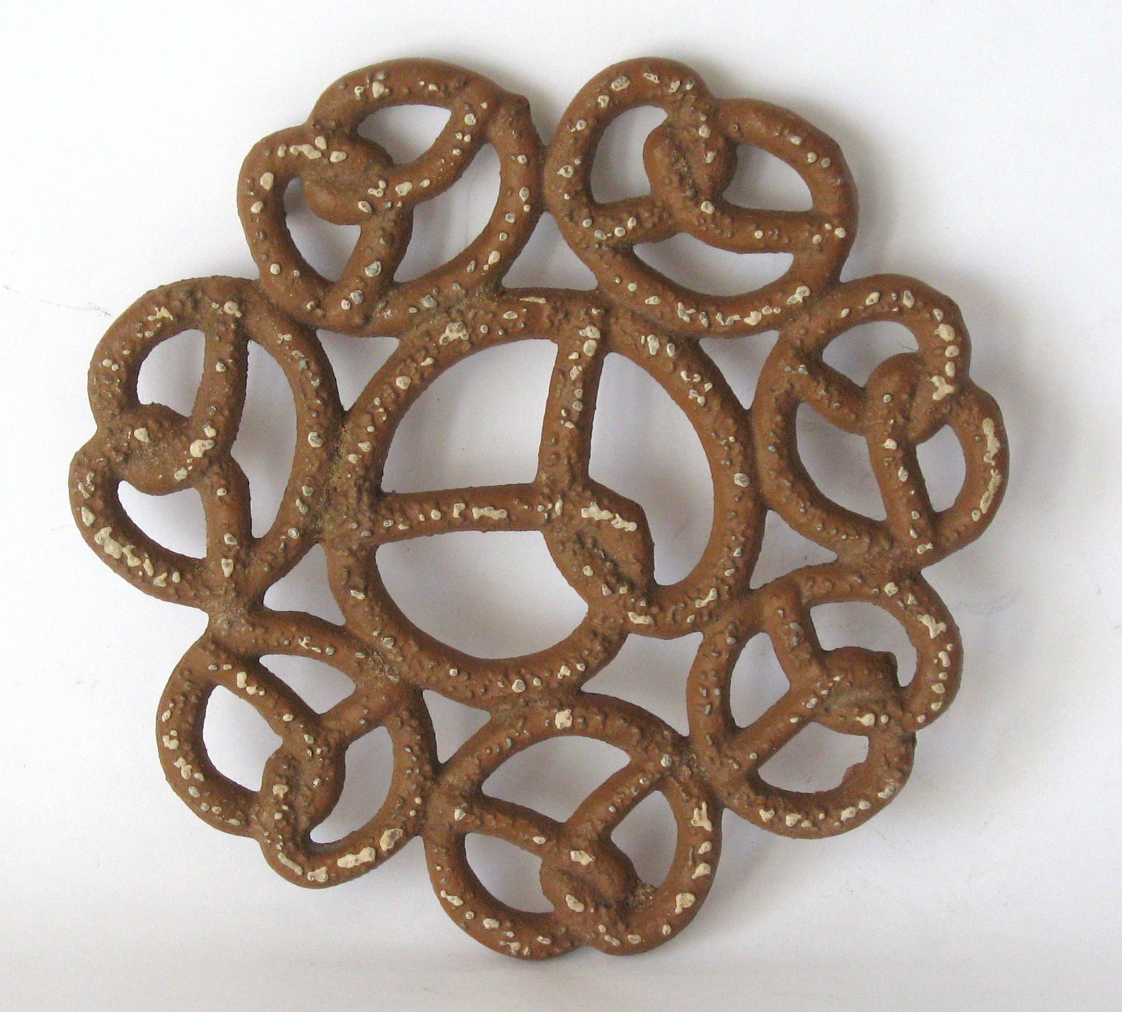 Buy Vintage Cast Metal Pretzel Trivet Lititz, Pa Jasper52 In Ny