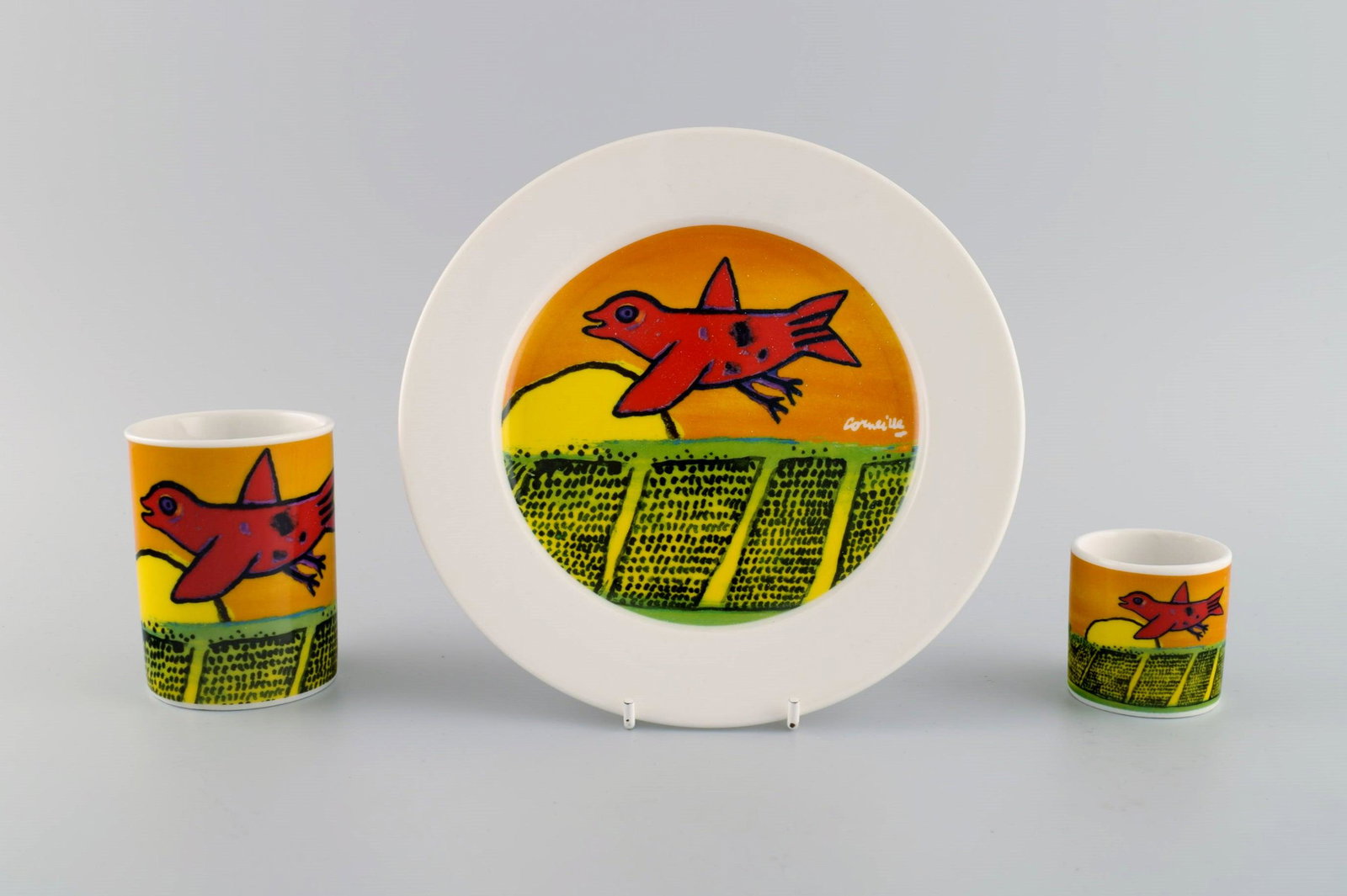 Corneille (Guillaume Cornelis van Beverloo), Dutch CoBrA artist (1922-2010). Coffee cup, plate and (1 of 6)