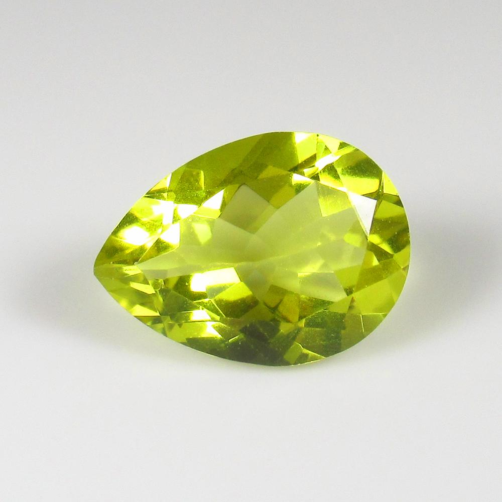 Natural Lemon Quartz - 4.96 Ct: No Reserve! Title: Natural Lemon Quartz - 4.96 Ct Origin: Africa Weight: 4.96 Size/Dimensions: 14.0 x 10.3 x 6.4 mm Additional Information: Pieces : 1 No's / Shape : Pear Cut / Color : Greenish Yellow