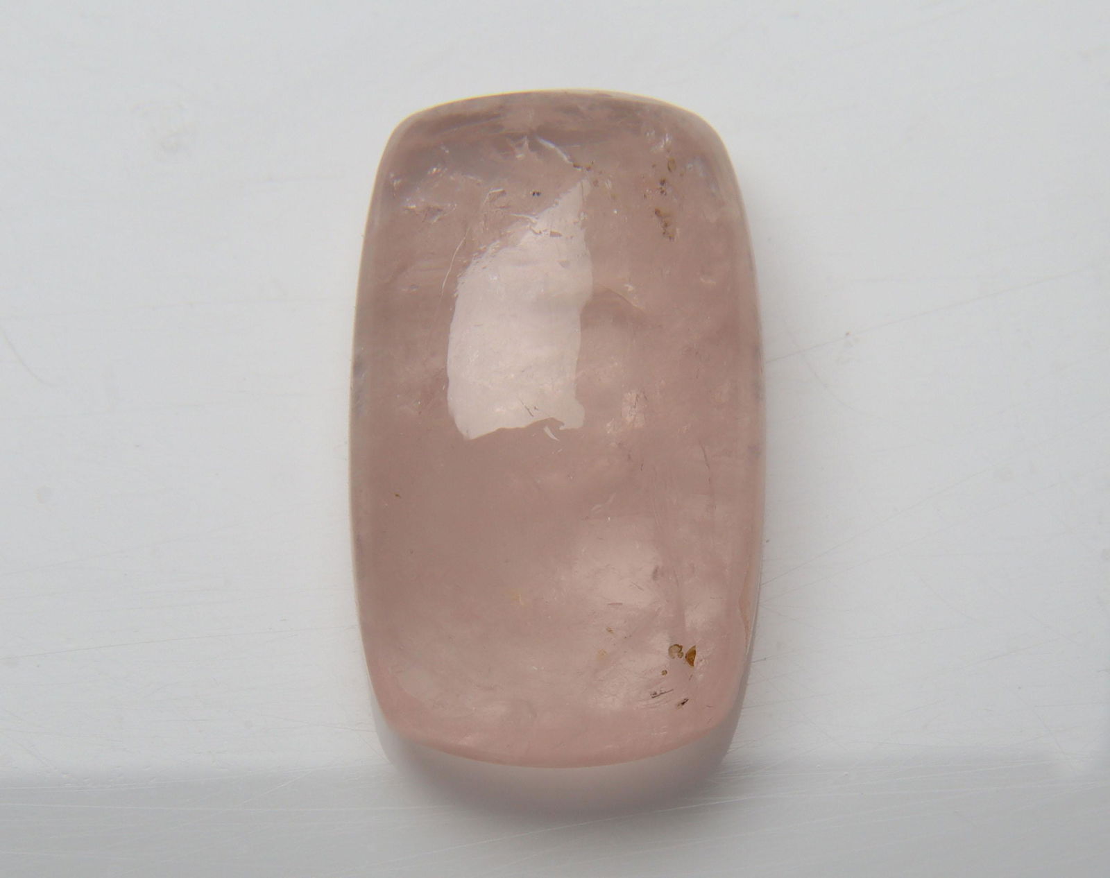 22.80 cts Natural Morganite: No Reserve! Title: 22.80 cts Natural Morganite Description: Gemstone : Natural Morganite Shape and Cut : Rectengular Cabochon Weight : 22.80 carats Measurements : 23x14 mm, Color : Peach Transparency