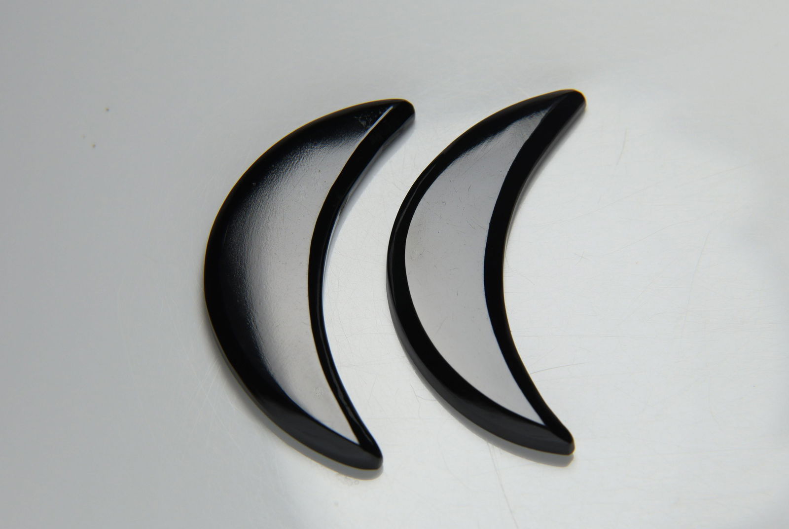 24.79 cts Natural Black Onyx Crescent cabochon pair (1 of 2)