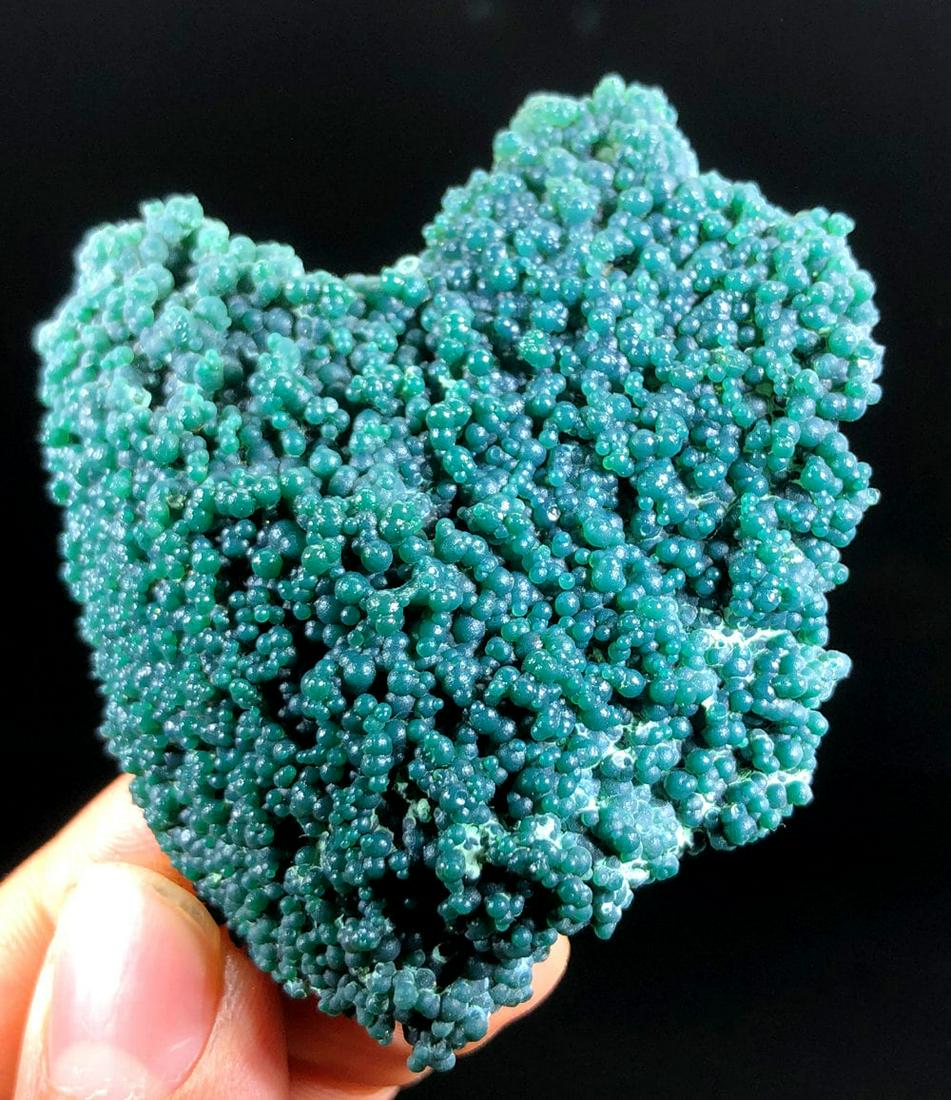 Grape Agate , Botryoidal Chalcedony , Mineral Specimen - 41Gram . (1 of 4)