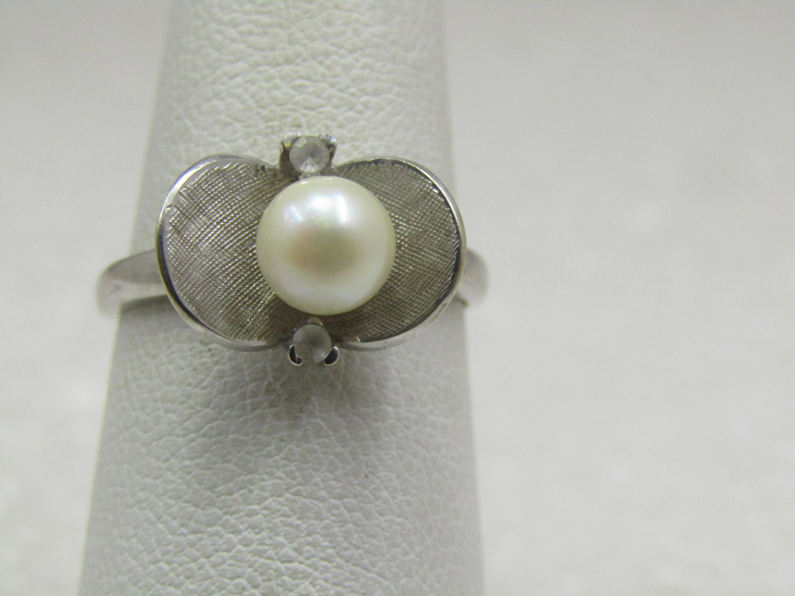 Vintage 10kt Pearl Ring, , Mid-Century Modern, White Gold (1 of 7)